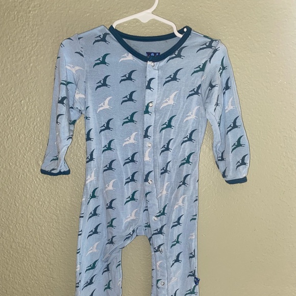 Kickee Romper - Picture 2 of 4